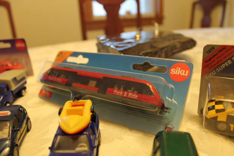Illustration for article titled Enormous Die-Cast Collection - Box 9 - Siku
